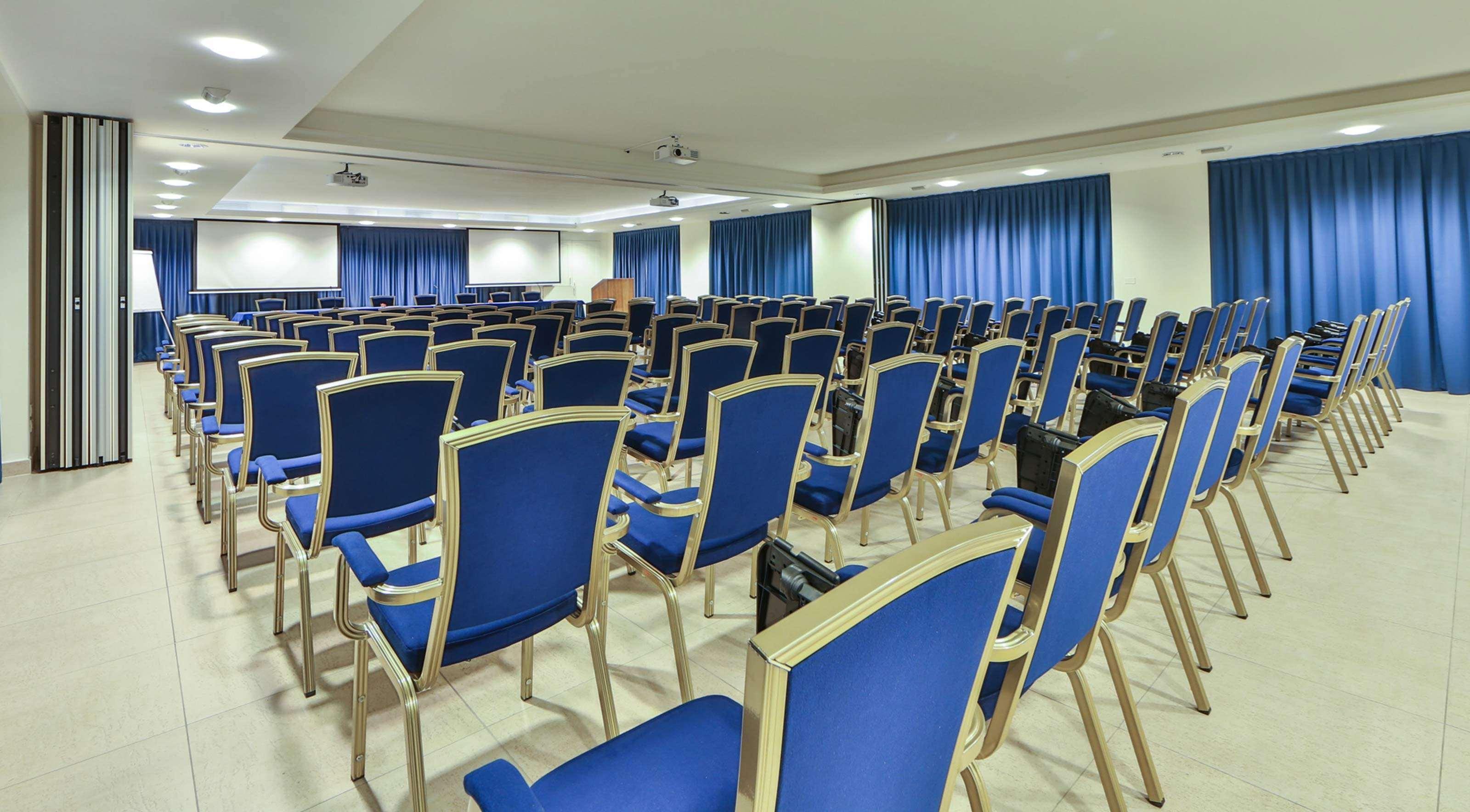 Globus, Sure Collection By Western Hotel 4*
