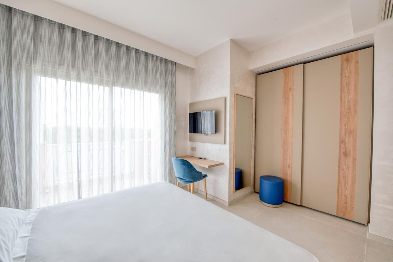 Globus, Sure Collection By Western Hotel