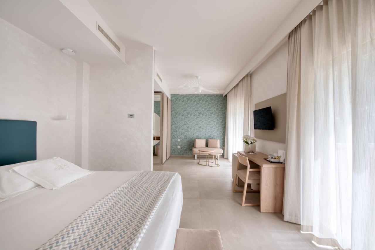 Globus, Sure Collection By Western 4* Milano Marittima